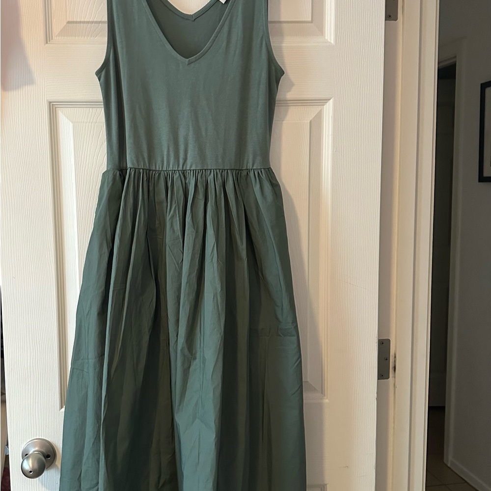 LOFT Green Dress